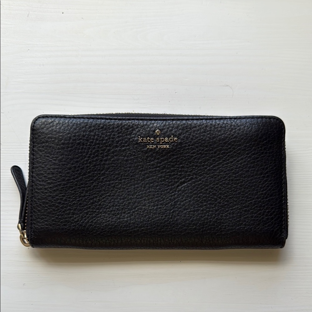 Kate Spade Black Textured Wallet